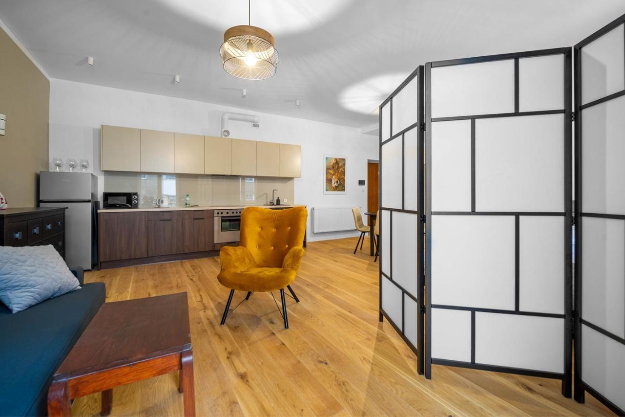 Piekna Yellow Studio Warszawa Zewnętrze zdjęcie