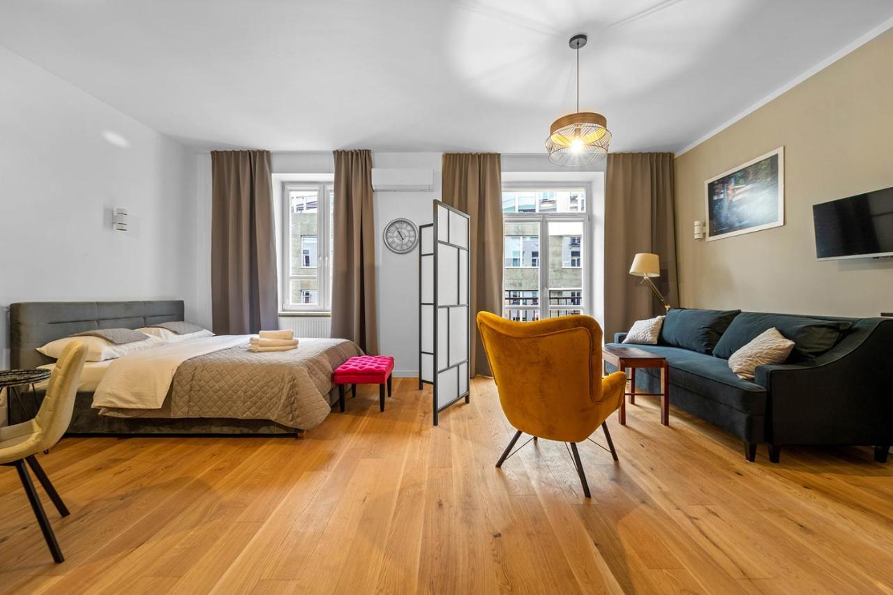 Piekna Yellow Studio Warszawa Zewnętrze zdjęcie